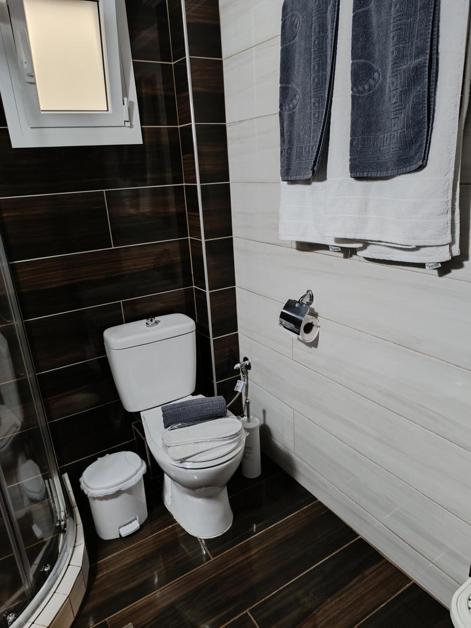 Majestik Room Kavala Exterior foto